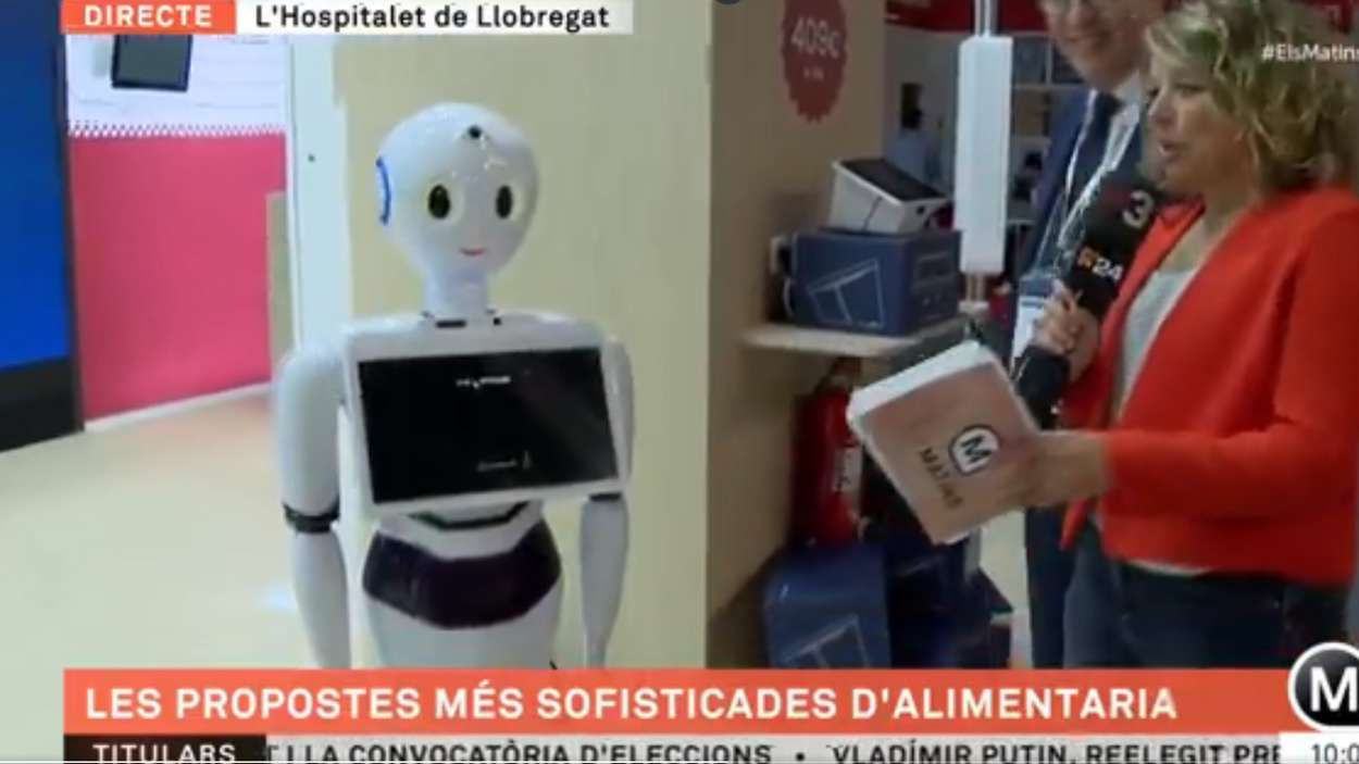 Un robot se 'suicida' en directo y se hace viral: “Está harto de trabajar”