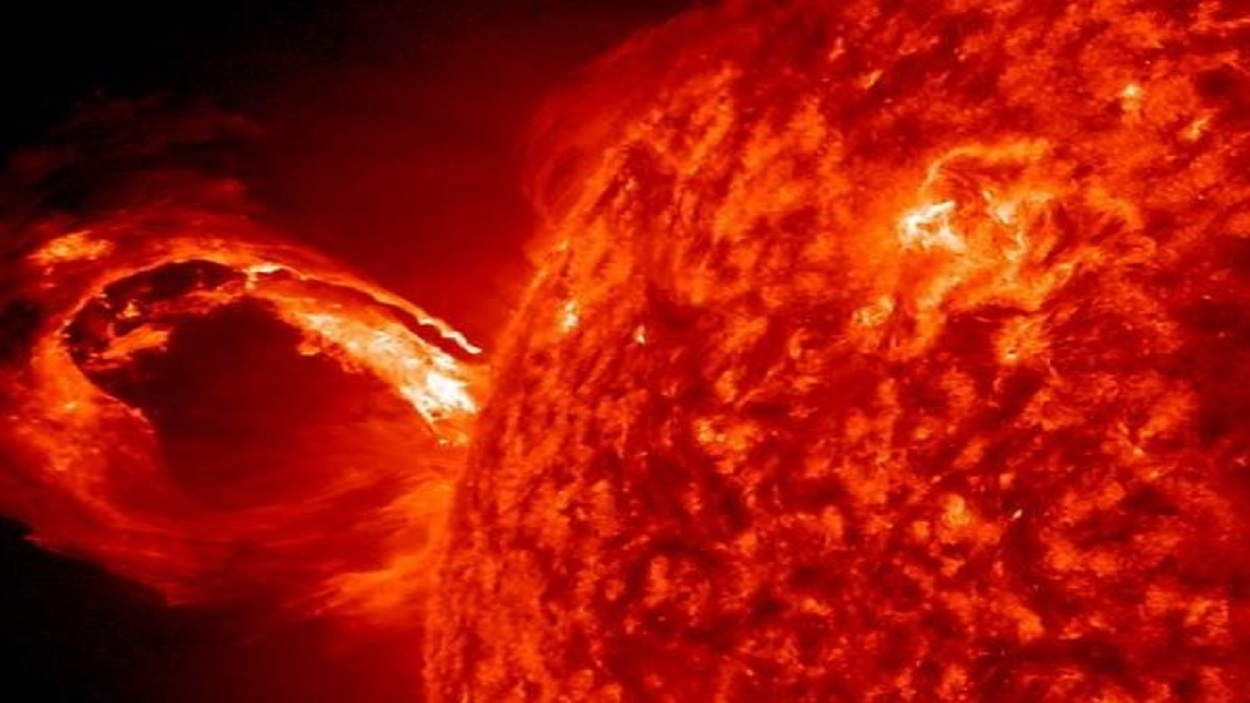 Imagen de archivo tormenta solar captada por telescopio. EP