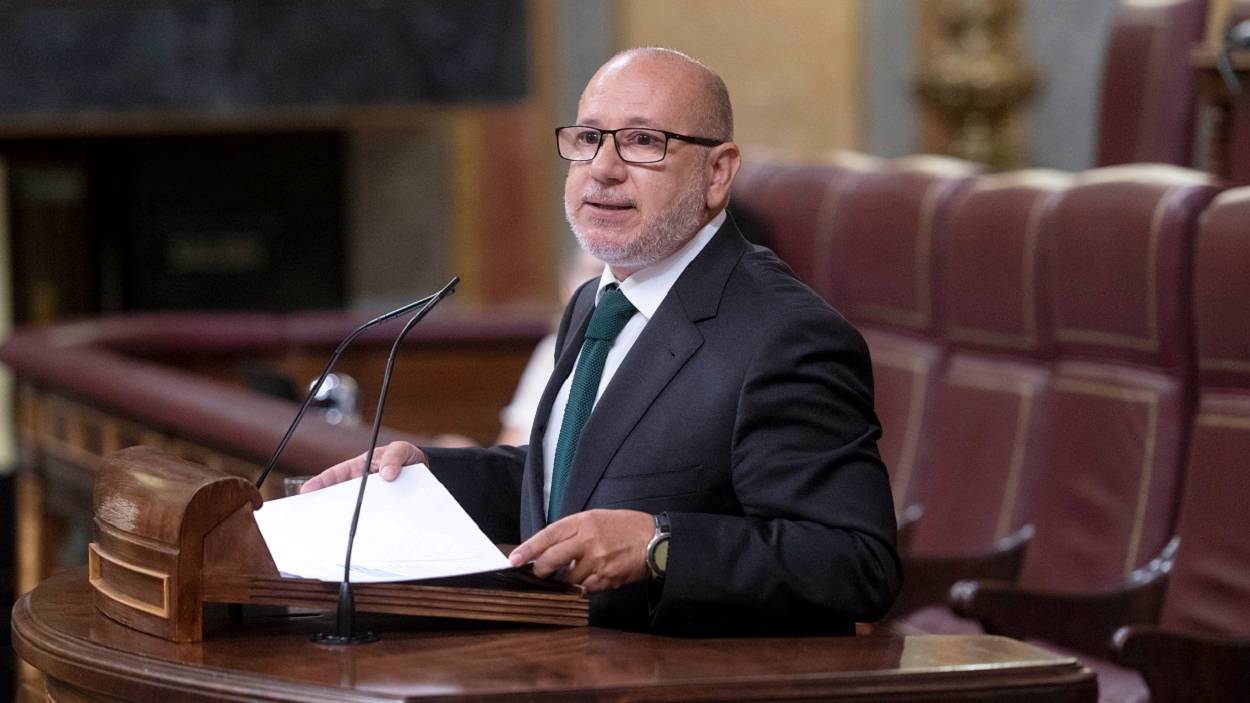 El diputado de Vox, Francisco José Alcaraz, en el Congreso. EP