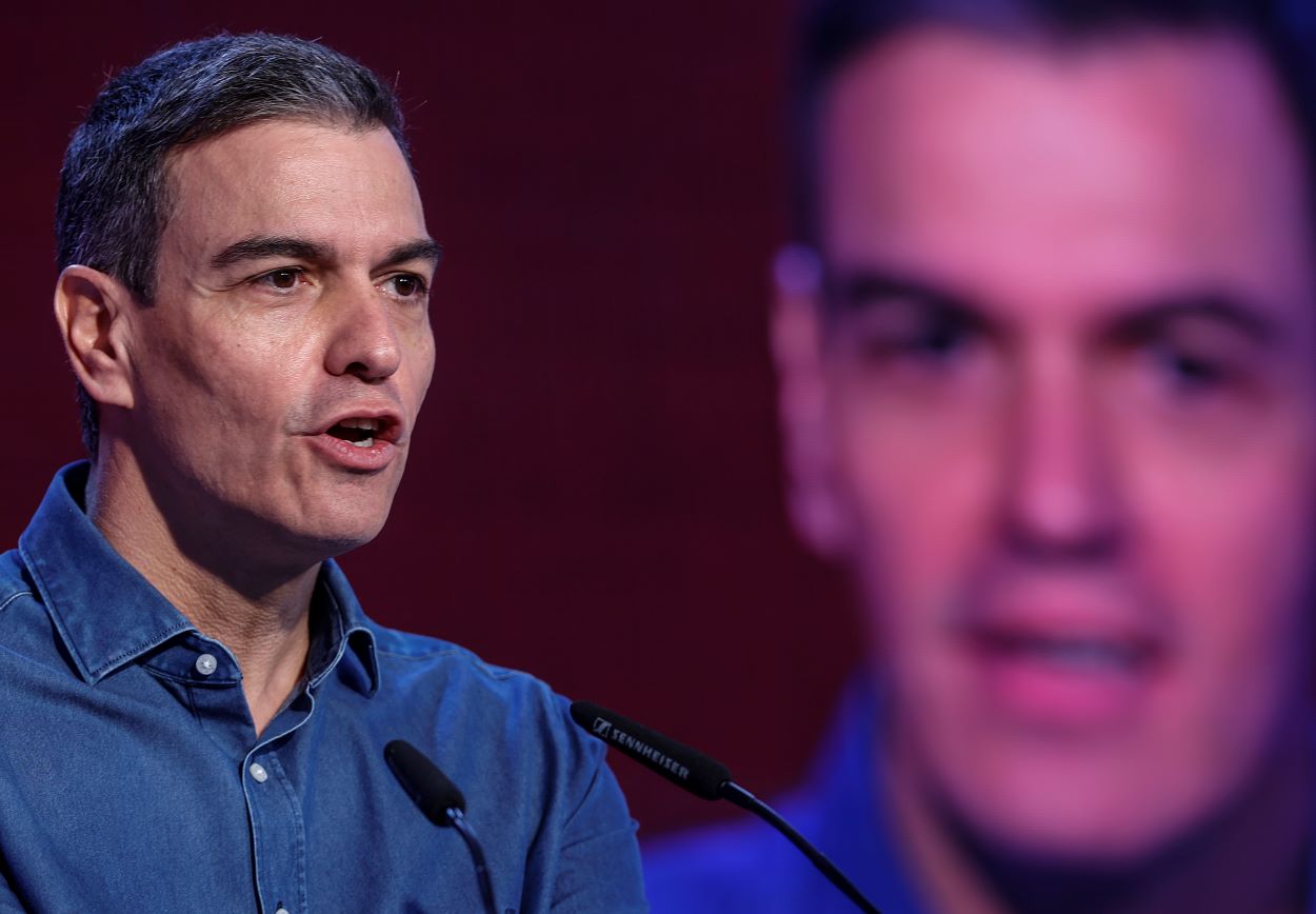 Pedro Sánchez, en la clausura del Congreso extraordinario del PSPV, en Benicàssim el pasado día 24. ROBER SOLSONA/EP