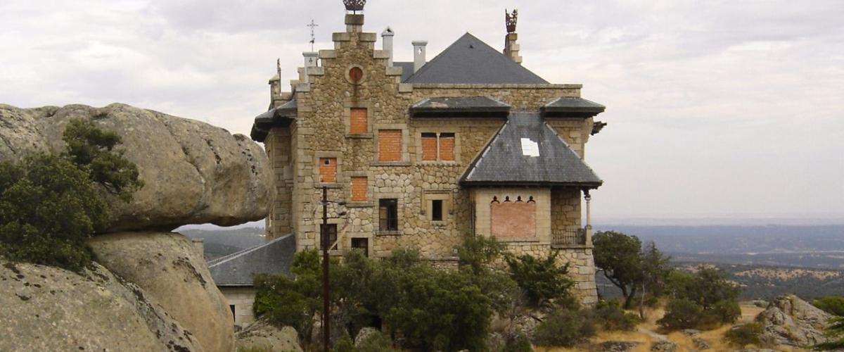 El Palacio Del Canto Del Pico El Castillo Maldito De Franco En Madrid 