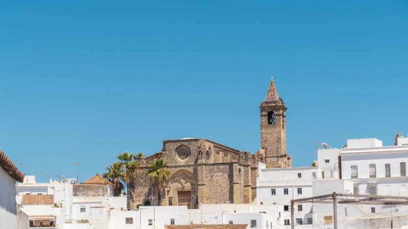 Iglesia del Divino Salvador ubicada en Vejer de la Frontera, Cádiz. Iglesia del Divino Salvador ubicada en Vejer de la Frontera, Cádiz.