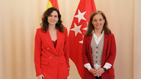 Sara Hernández e Isabel Díaz Ayuso en su única reunión hasta la fecha. EP