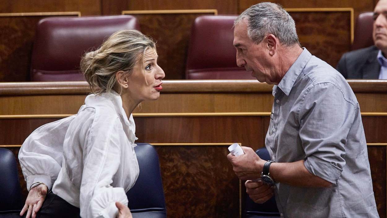Yolanda Díaz, líder de Sumar, y Joan Baldoví, de Compromís, a octubre 2022. EP