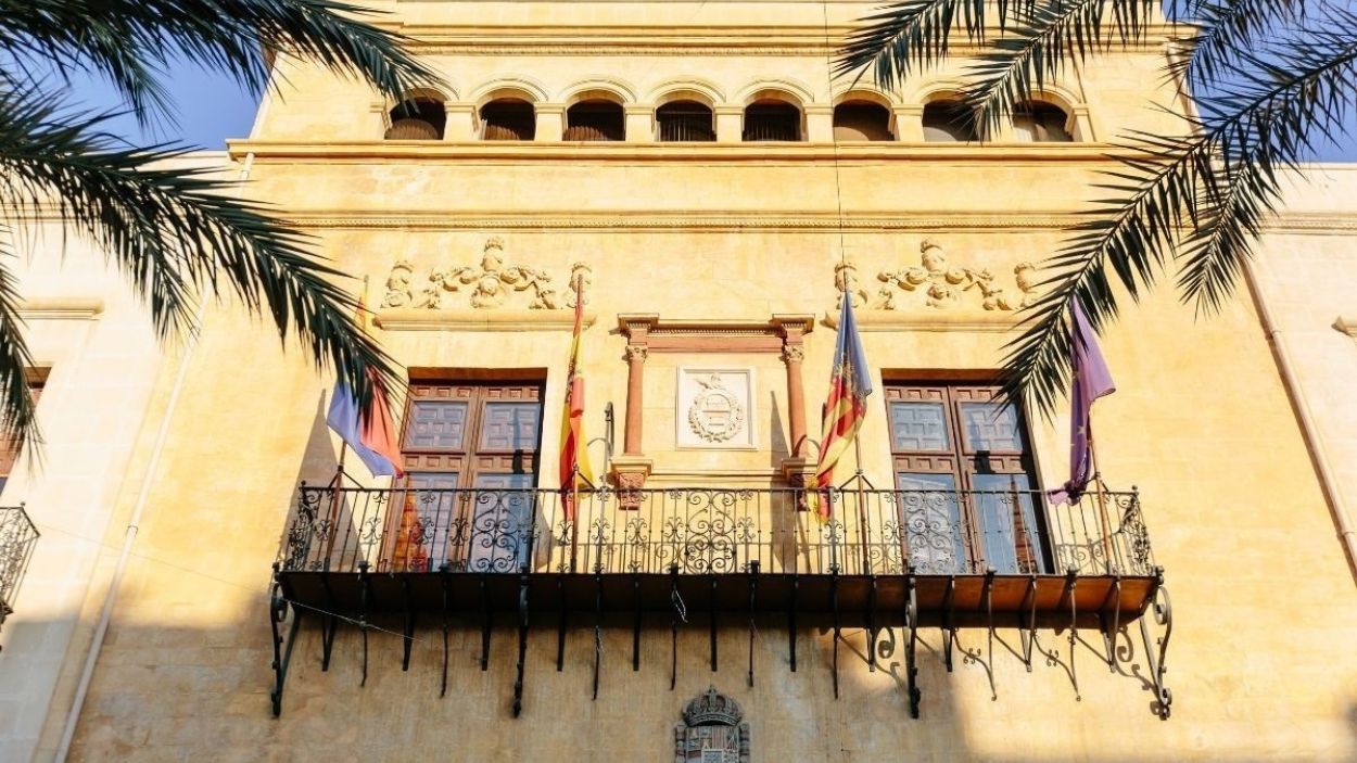 Fachada del Ayuntamiento de Elche. EP.