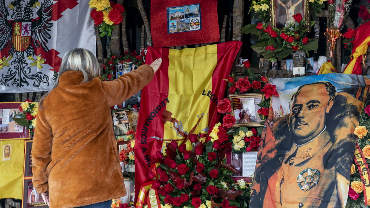 El Gobierno anuncia el fin de la Fundación Francisco Franco. EP.