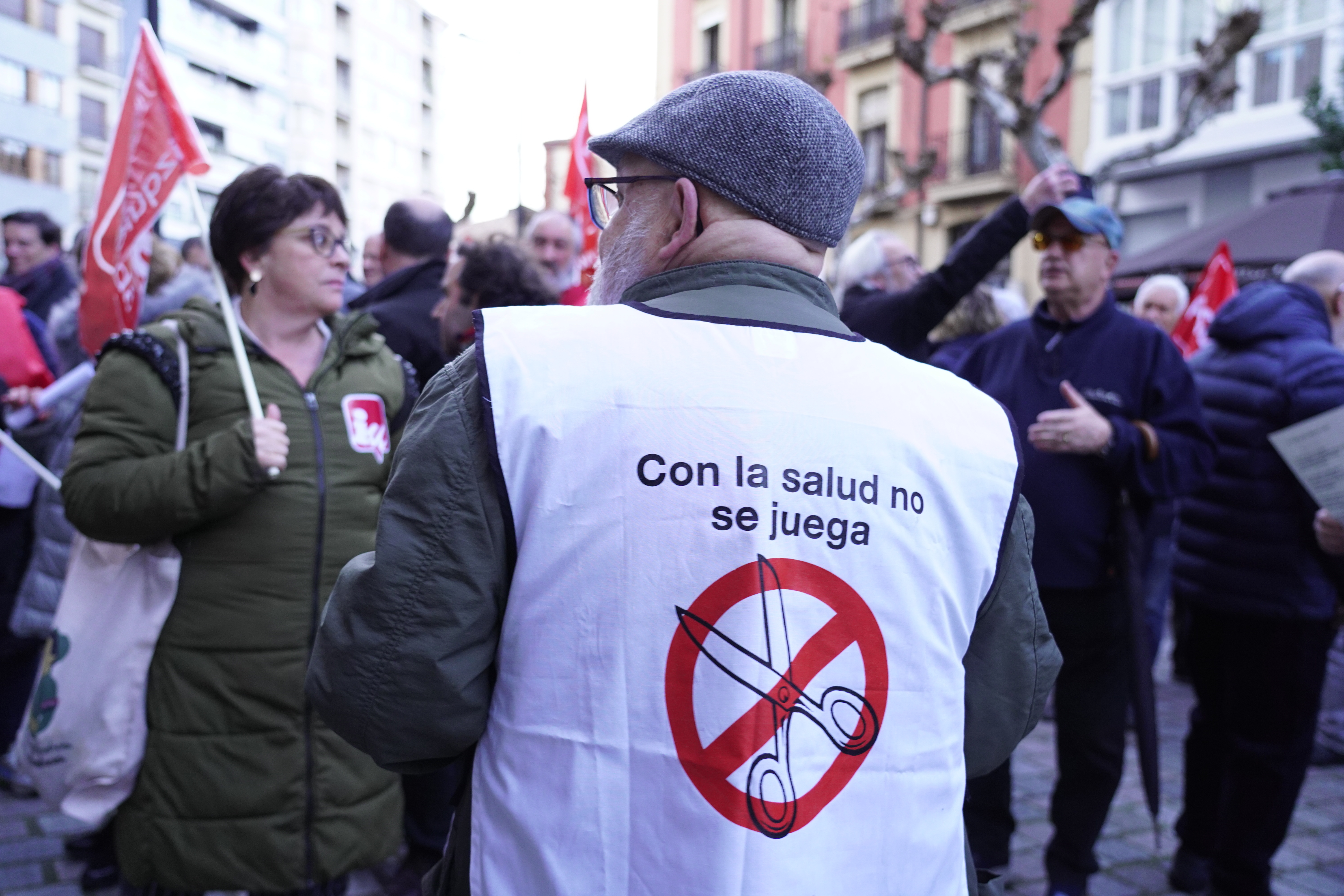 Manifestación para reclamar mejoras en las ratios de personal de las residencias de mayores. EP.