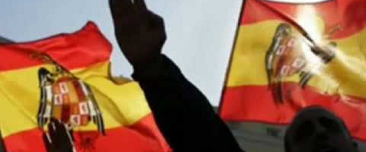 el himno de la imposición y el control del franquismo