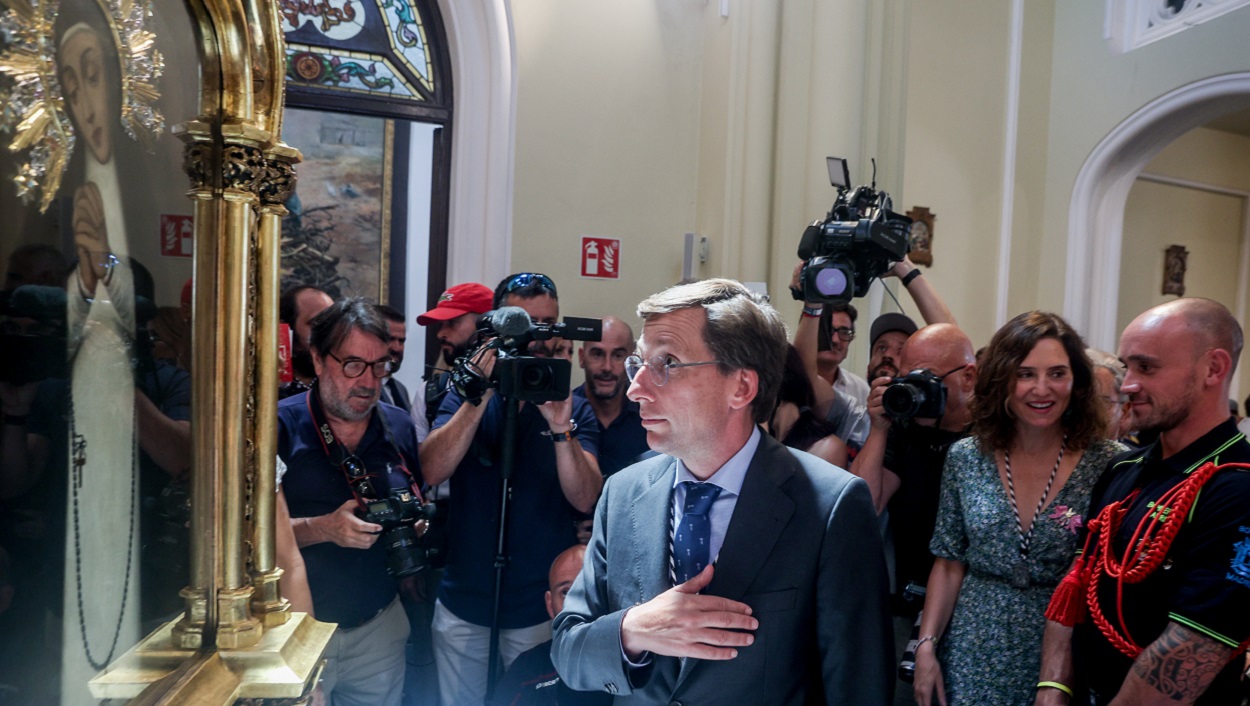 El alcalde de Madrid, José Luis Martínez Almeida, en un acto en homenaje a la Virgen de la Paloma