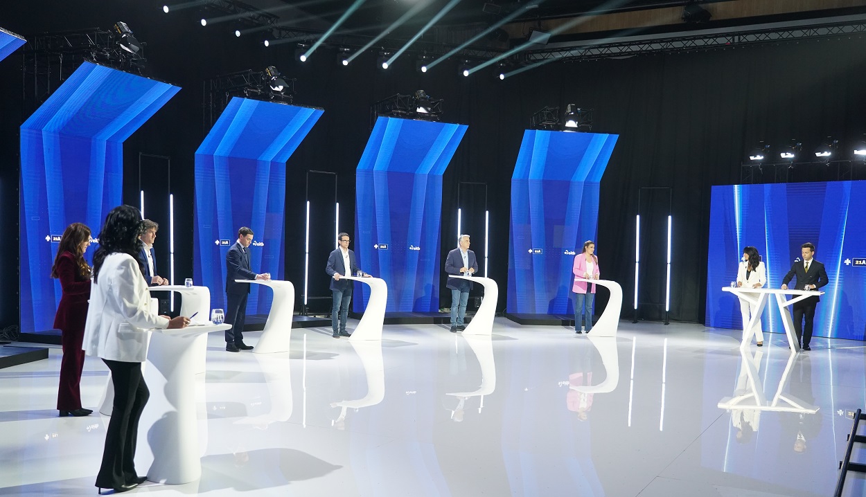 Los candidatos a la presidencia del País Vasco durante el debate electoral televisivo. EP