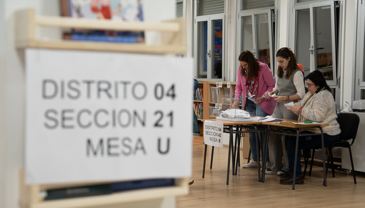 Imagen de un colegio electoral en el País Vasco. EP