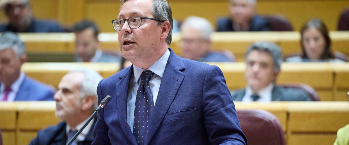 Alfonso Serrano reacciona escueto y contundente al fichaje de Gonzalo Miró en RTVE