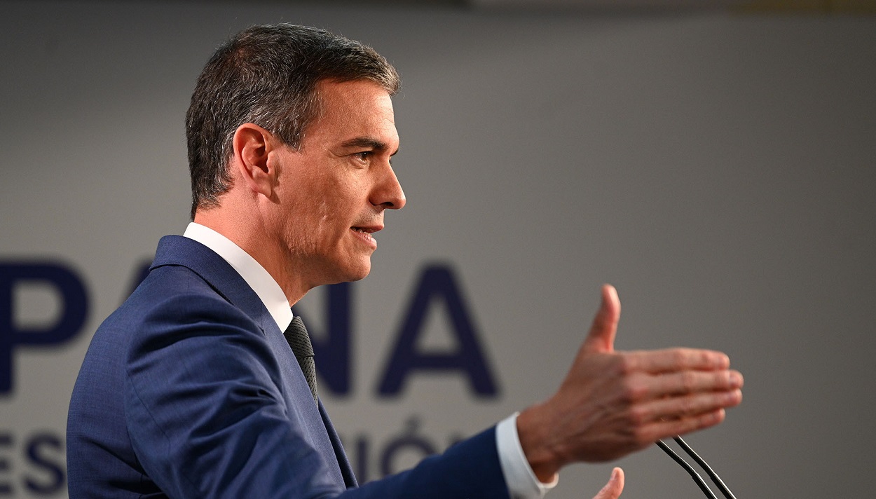 Pedro Sánchez compareciendo ante los medios de comunicación. EP