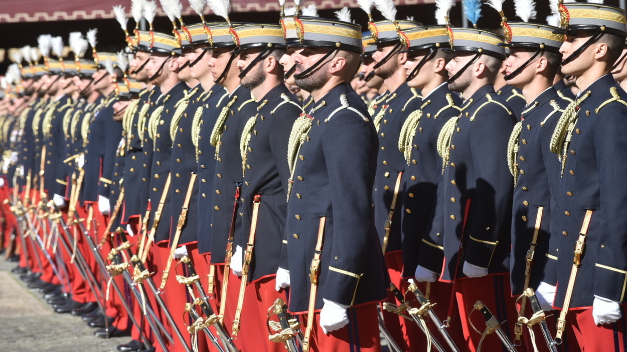 Militares en la Academia Militar General de Zaragoza. Europa Press