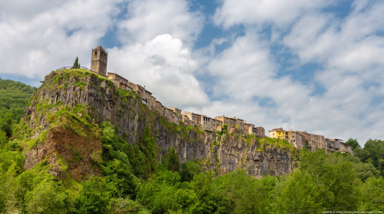 Castellfollit de la Roca Patronato de Turismo Costa Brava Girona