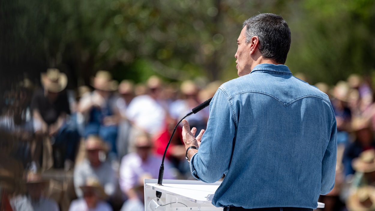 El secretario general del PSOE y presidente del Gobierno, Pedro Sánchez, interviene durante un mitin del PSC, a 4 de mayo de 2024, en Montmeló, Barcelona, Catalunya (España). EP.