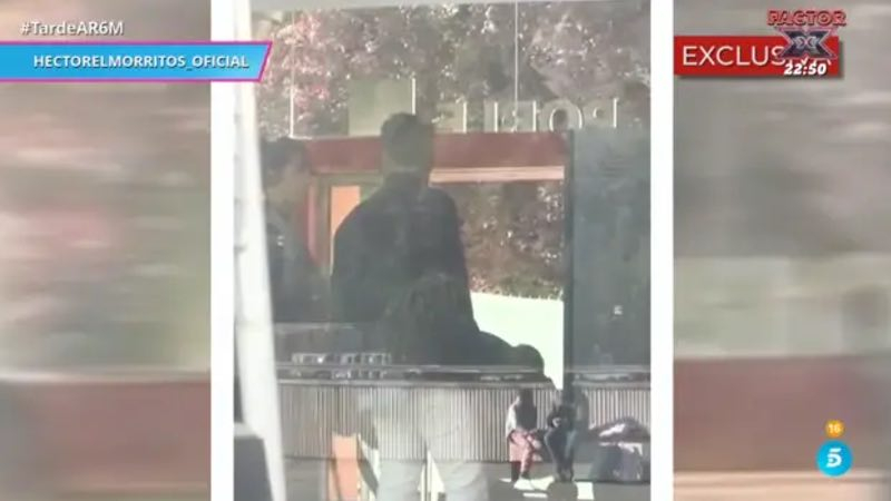 'TardeAR' caza a José María Almoguera y Paola Olmedo. Mediaset España 'TardeAR' caza a José María Almoguera y Paola Olmedo. Mediaset España