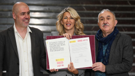 Díaz firma con UGT y CCOO el acuerdo para la reforma del subsidio por desempleo sin la patronal. EP.