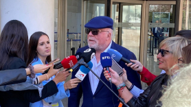 El excomisario Villarejo atiende a los medios tras su declaración judicial. Loreto Ochando