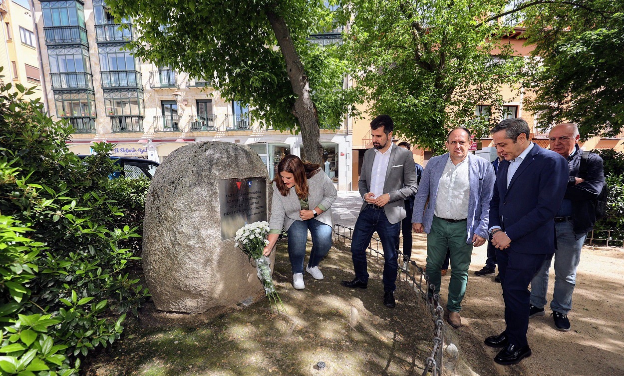 Acto homenaje a las víctimas de los campos de concentración en Segovia. Foto PSOE