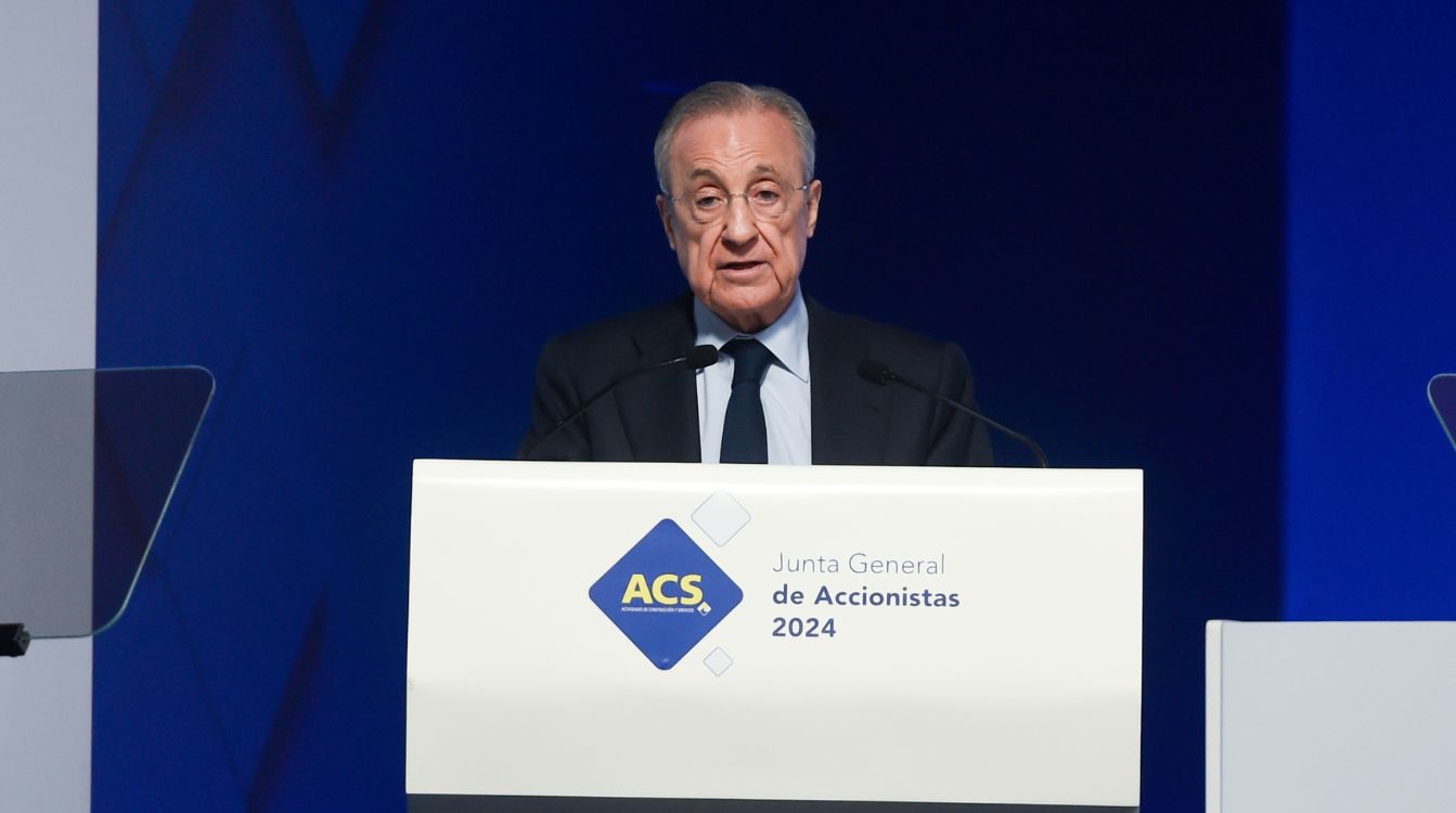 El presidente del Real Madrid, Florentino Pérez, interviene durante la junta general ordinaria de accionistas 2024, en la Feria de Madrid Ifema
