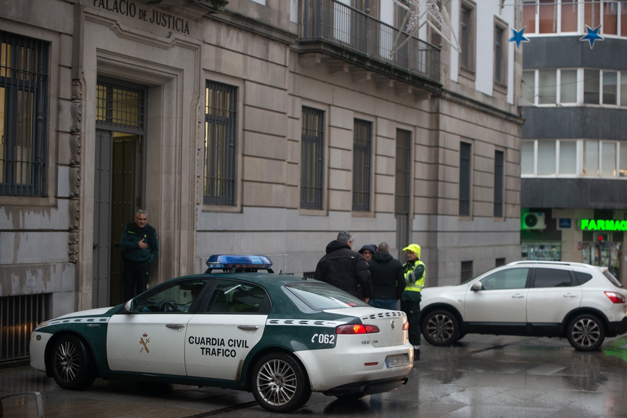 Imagen de la entrada de la Audiencia Provincial de Pontevedra (Foto: Europa Press).