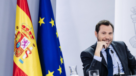 Óscar Puente solo necesita un número y un vídeo para desmontar a Ayuso y a Aznar