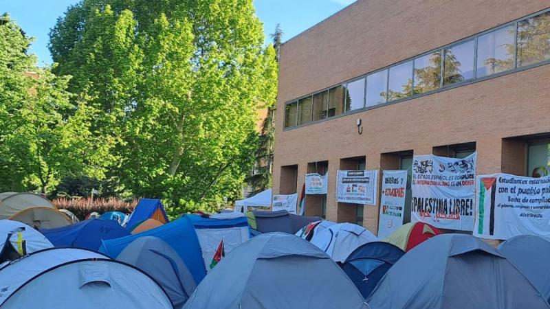 Alumnos acampados en la Complutense de Madrid en solidaridad con Palestina