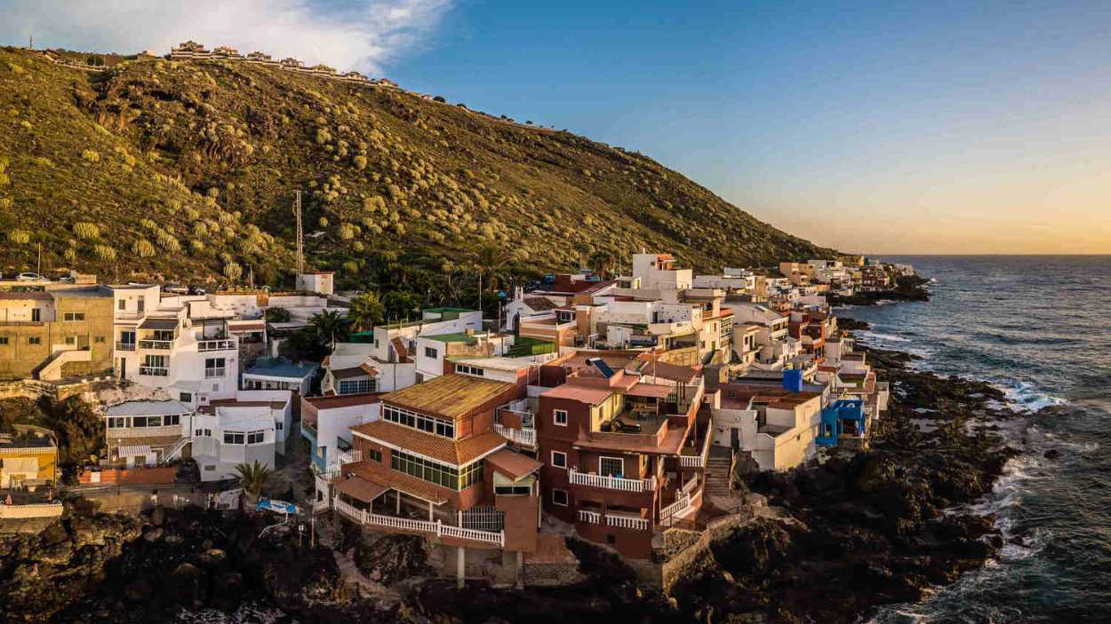 Bocacangrejo, el Pueblo de los Corazones de Tenerife que fue refugio para los republicanos durante la Guerra Civil. Bocacangrejo.com