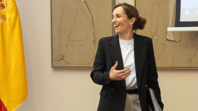 El Gobierno pone fin a la ley de Aznar que permite la privatización de la sanidad. EP.