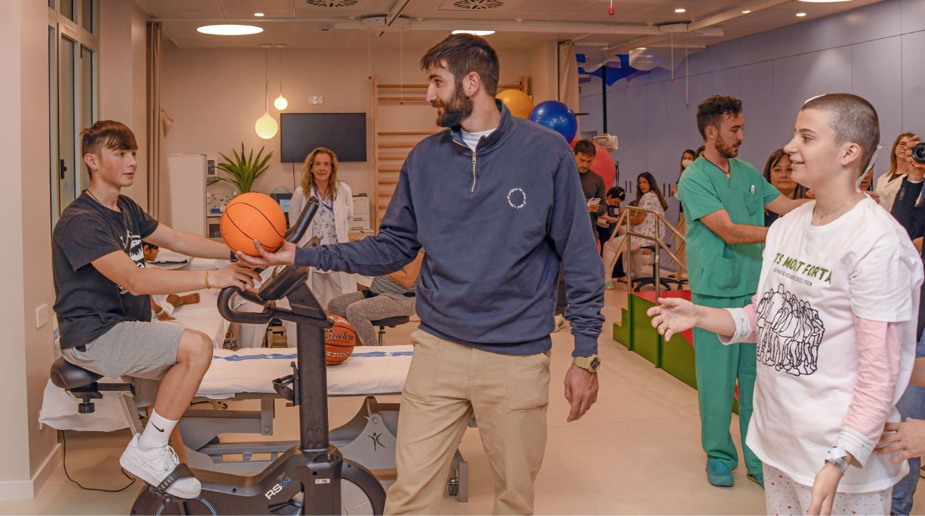Ricky Rubio, la Fundación ”la Caixa” y el Hospital Universitari Vall d'Hebron presentan la nueva Área Terapéutica de Rehabilitación Infantil y Adolescente