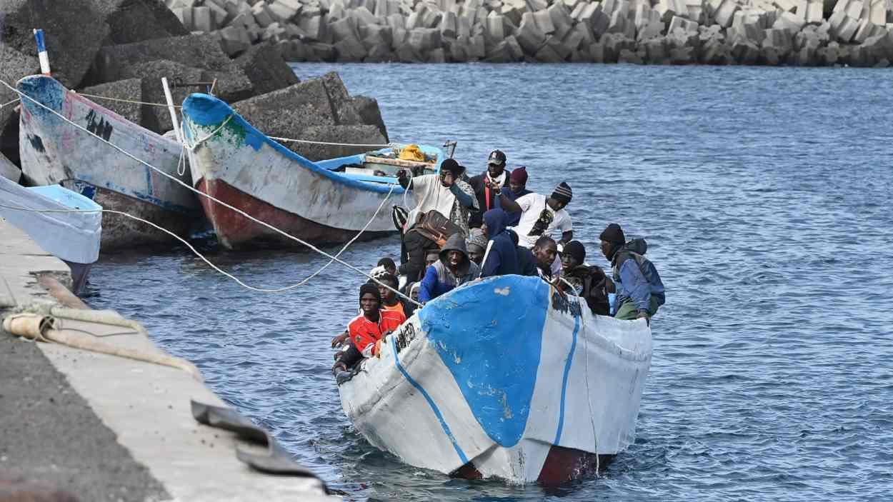 Quince países reclaman crear centros fuera de la UE para migrantes rescatados en el mar. EP