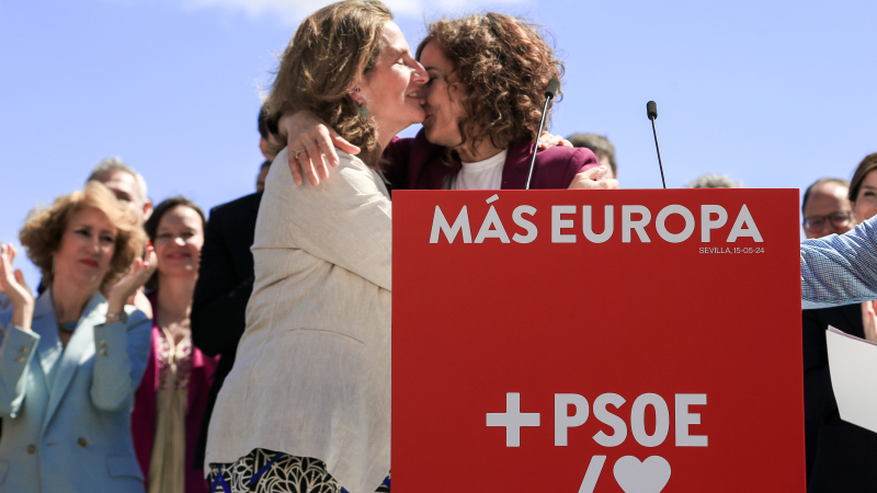 Presentación de la candidatura del PSOE a las elecciones europeas. Asisten Teresa Ribera, María Jesús Montero y Juan Espadas. 