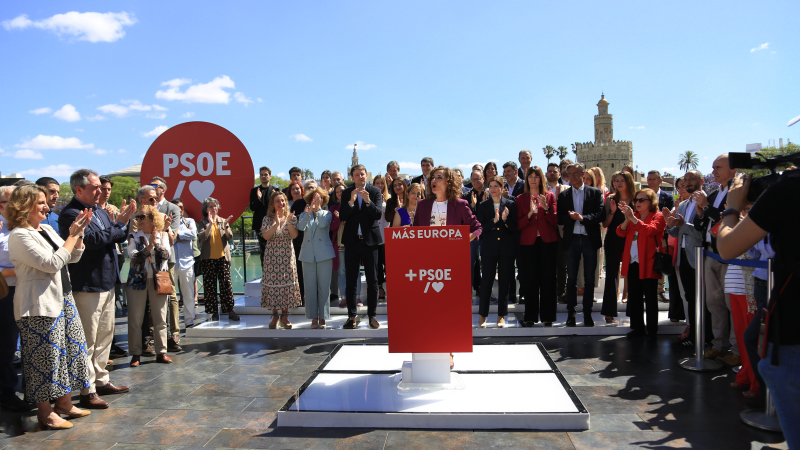 Presentación de la candidatura del PSOE a las elecciones europeas. Asisten Teresa Ribera, María Jesús Montero y Juan Espadas. 