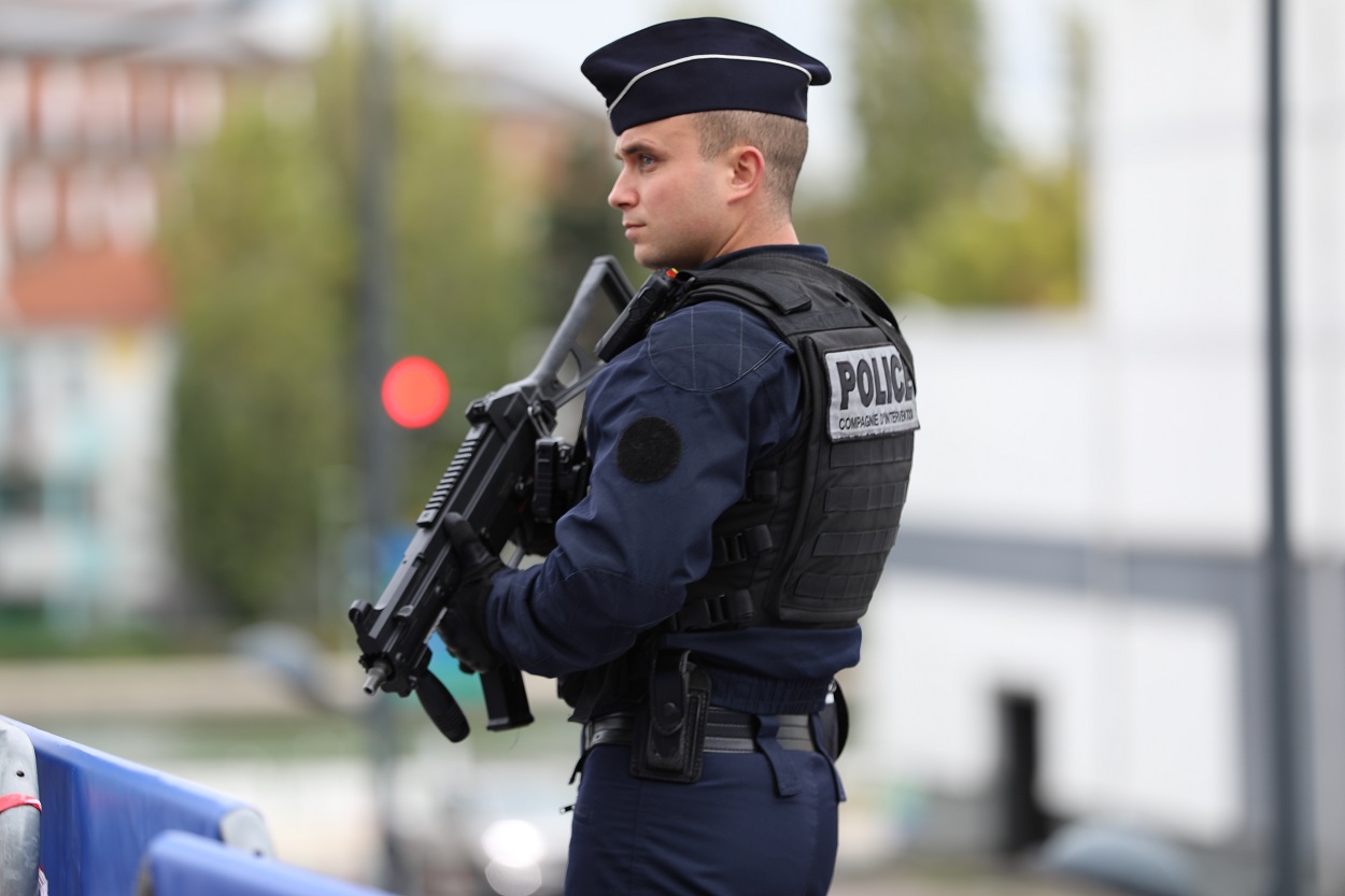 Un agente de policía francés. EP