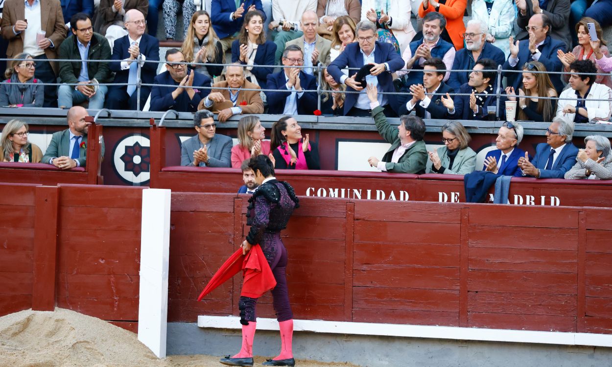 Miguel Ángel Perera, Alberto Núñez Feijóo, Gonzalo Caballero y José Ortega Cano en la plaza de toros de las Ventas a 17 de Mayo de 2024 en Madrid (España) EP