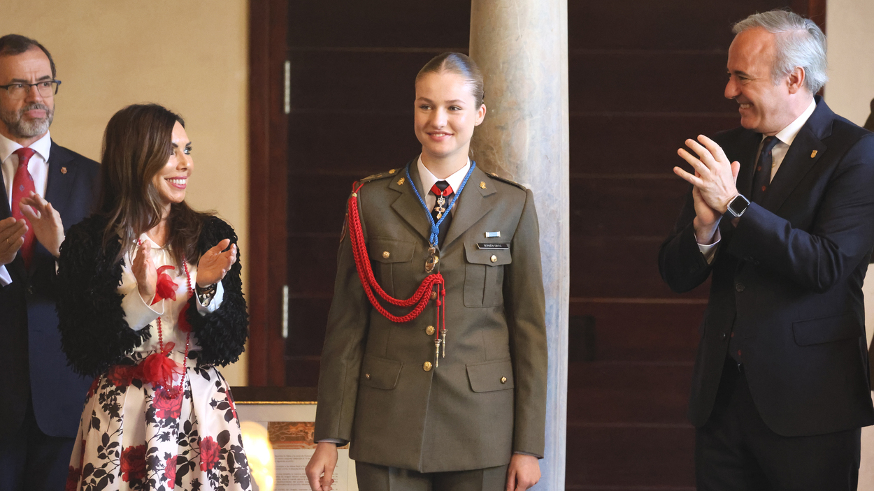 La Princesa Leonor recibe la Medalla de las Cortes de Aragón en el Palacio de la Aljafería. Europa Press