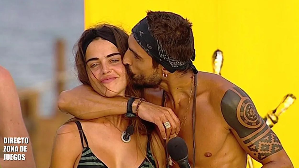 Violeta Mangriñán y Fabio Colloricchio, en 'Supervivientes'. Mediaset España