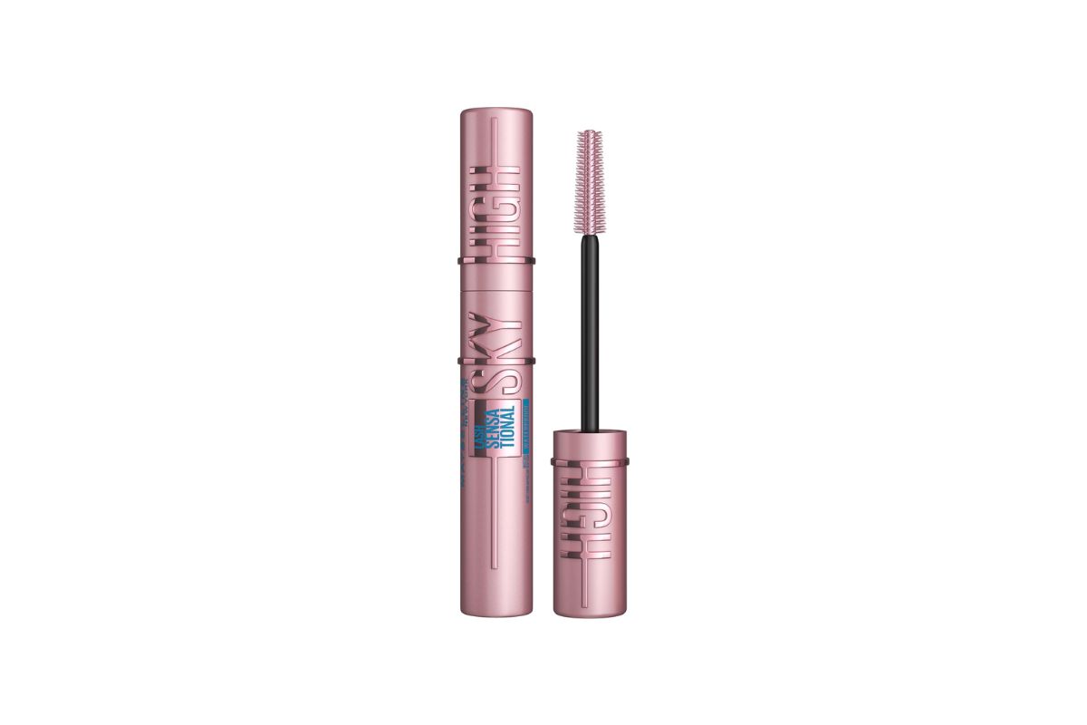 La máscara Maybelline New York Lash Sensational Sky High Waterproof es la solución definitiva para tus pestañas