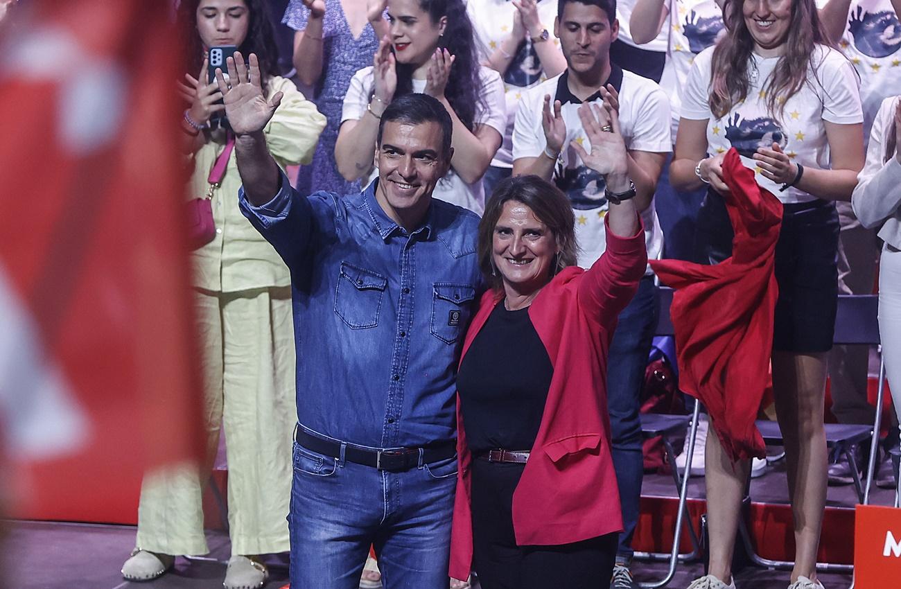 Pedro Sánchez y Teresa Ribera