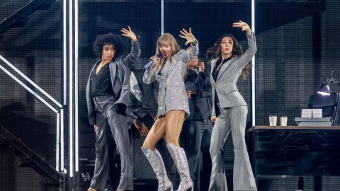 Taylor Swift en una de sus actuaciones. EP. 