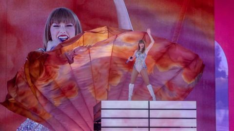 Taylor Swift en una de sus actuaciones. EP. 