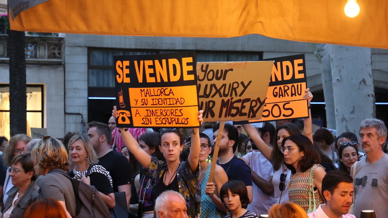 Manifestantes en Palma de Mallorca contra el turismo masivo. EP.