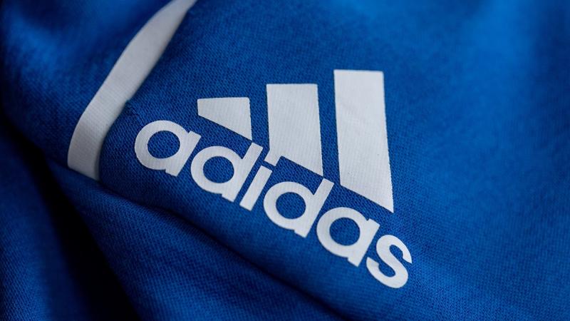 Ordenan la retirada de productos de Adidas. EP