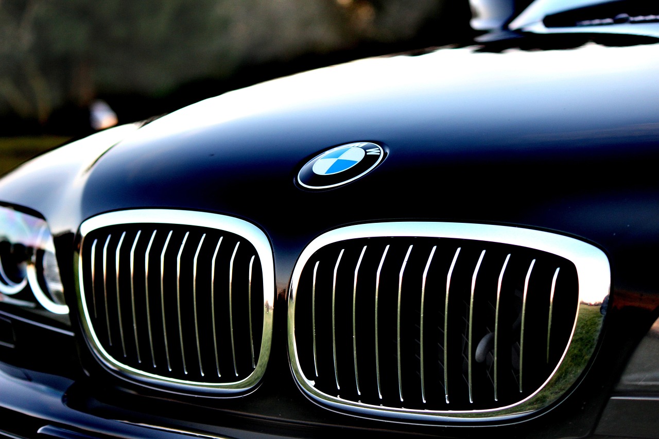 Frontal de un BMW / PIXABAY