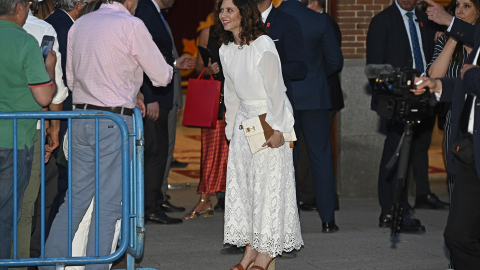 Isabel Díaz Ayuso sale de la plaza de toros de las Ventas donde ha asistido a la corrida de la prensa, a 5 de junio de 2024, en Madrid (España) Firma: Francisco Guerra / Europa Press