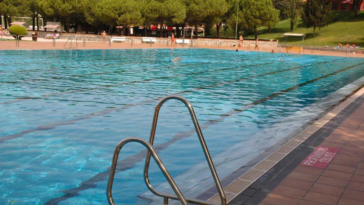 La piscina de la Elipa es la única de Madrid que permite el nudismo todo el verano. Facebook La Elipa