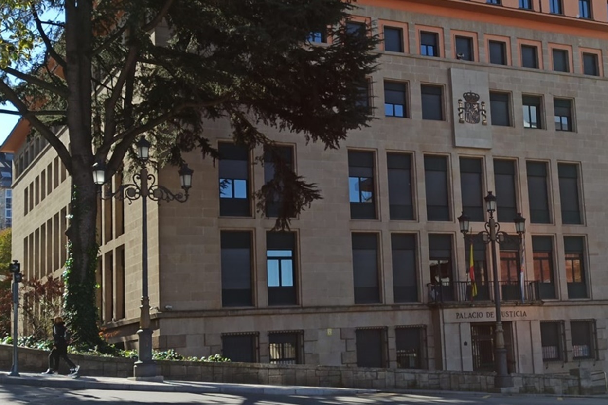 Imagen de la fachada de la Audiencia Provincial de Ourense (Foto: Europa Press/Archivo).
