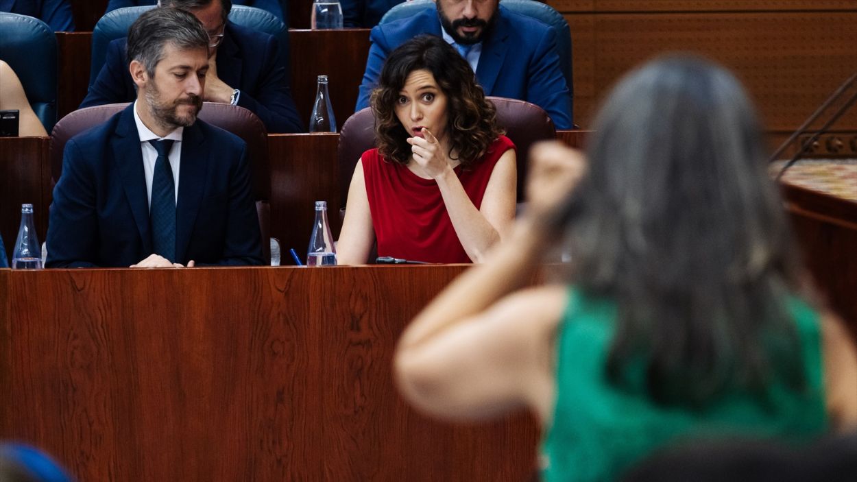 El consejero de Presidencia, Justicia y Administración Local, Miguel Ángel García, y la presidenta de la Comunidad de Madrid, Isabel Díaz Ayuso.
