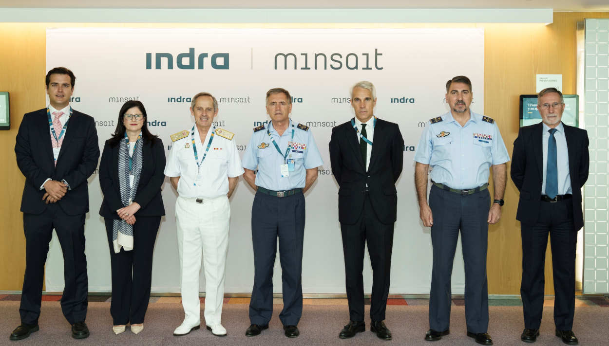 Foto de familia del Primer Foro Análisis Operacional de España organizado por Indra